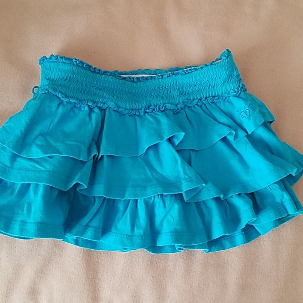 Multiple 3 Skirts Little Girl - Picture 5 of 8